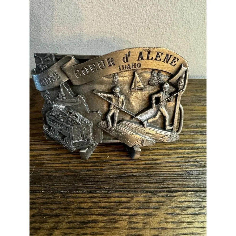 1982 Registered Edition # 64 Siskiyou belt buckle Coeur d' Alene Idaho gorgeous